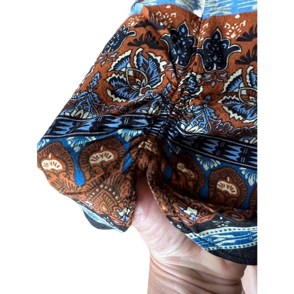 Dress - Picture 7 of 14